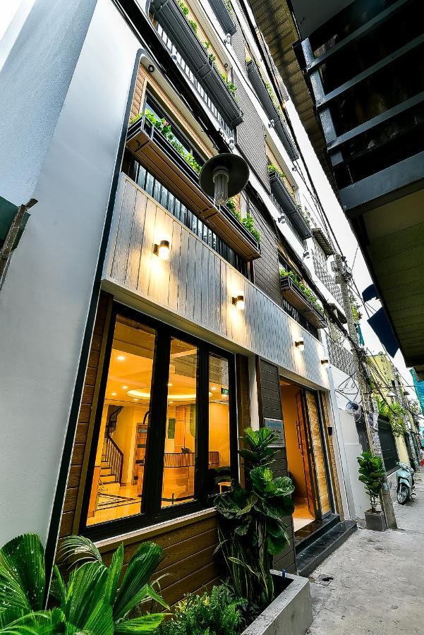 Cozrum Homes Ambera House Ho Chi Minh City Exterior photo